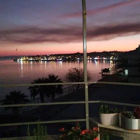 Arife Deniz Tarafi 2 Apartment *