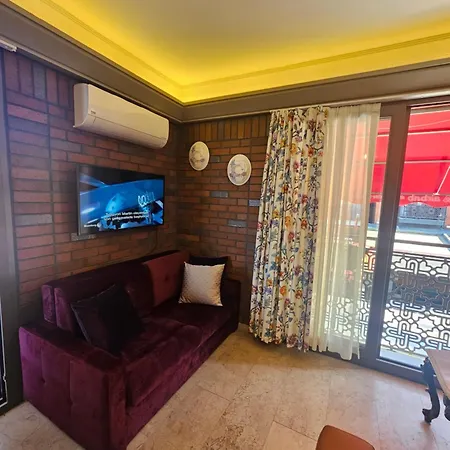 Arife Deniz Tarafi 2 Apartment *
